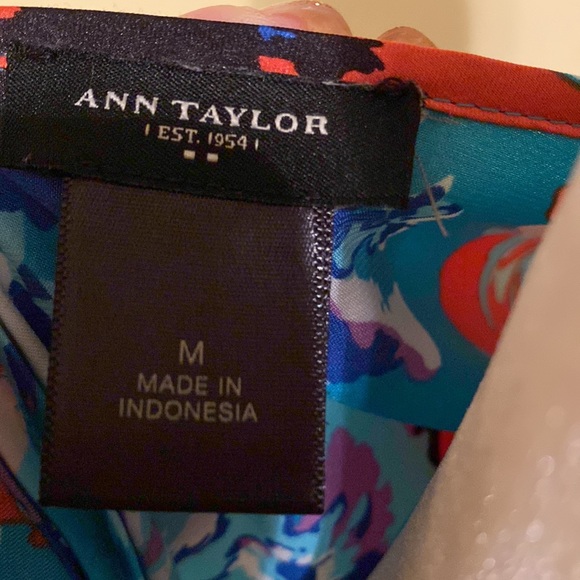 Ann Taylor blouse - Picture 10 of 11